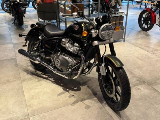 ROYAL ENFIELD METEOR 650 INTERSTELLAR 